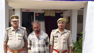 Big action by Pratapgarh police: A vicious criminal arrested with 4 illegal country-made bombs