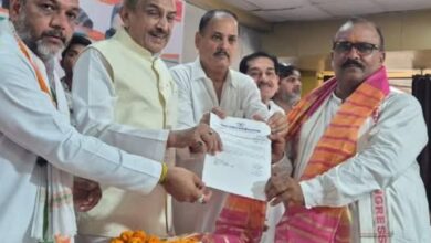 Pratapgarh news: Dr. Karun Pandey 'Binnu Bhaiya' becomes District Vice President of Congress, wave of happiness in the entire district