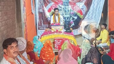 Sonbhadra news: Sindhaura Gorari village resonated with the child antics of Lord Krishna