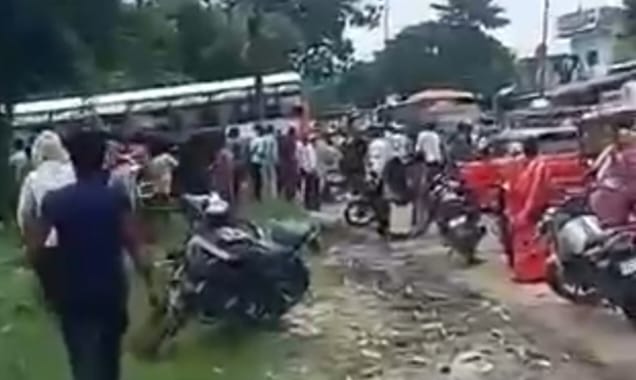 Road accident in Prayagraj: Roadways bus crushes auto, one dead, three seriously injured