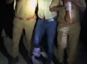 Police encounter in Pratapgarh: Two vicious criminals of interstate gang arrested in wounded condition, goat theft case revealed