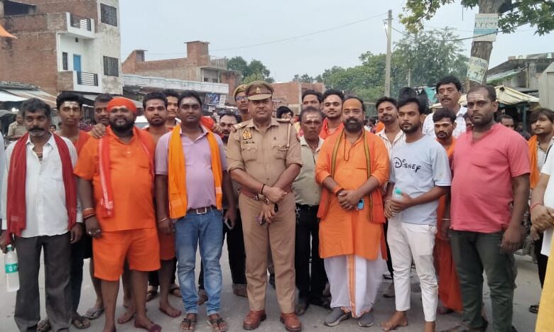 Kaushambhi news: Grand Kanwar Yatra started from Kada Mata Sheetla Dham
