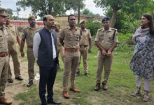 Pratapgarh news: DM and SP conducted public hearing and inspection on police station resolution day
