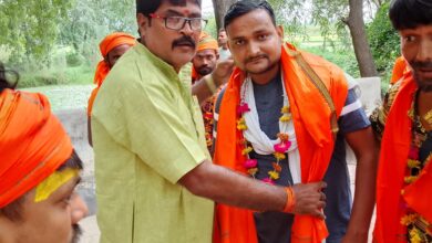 Pratapgarh: Group of Kanwariyas leaves from Maa Chamunda Devi Dham