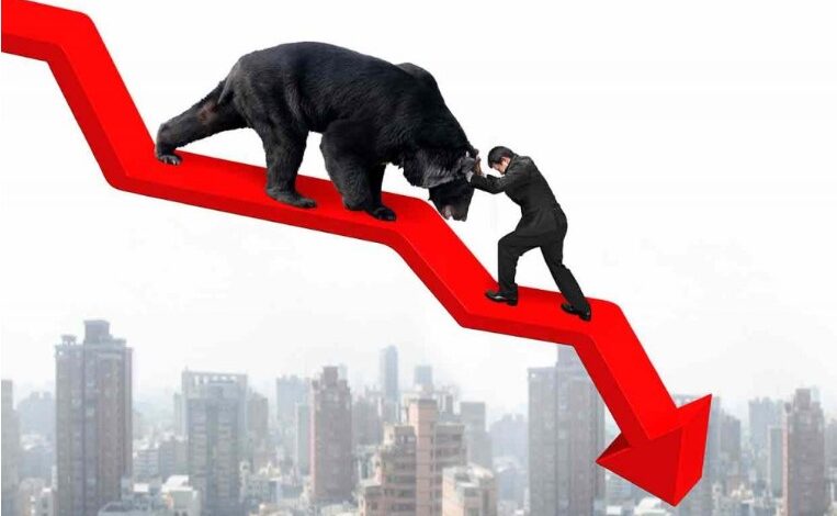 Stock Market Trades: US tariffs cause a stir in the stock market, Sensex-Nifty crash in early trade