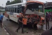 Raibareily news: Roadways bus crashes in Raebareli, driver dies