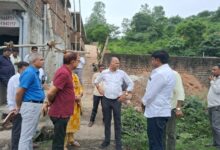 Sonbhadra news: Additional District Magistrate Bagish Shukla inspected the development works of Anpara Nagar Panchayat: Emphasis on quality and time limit
