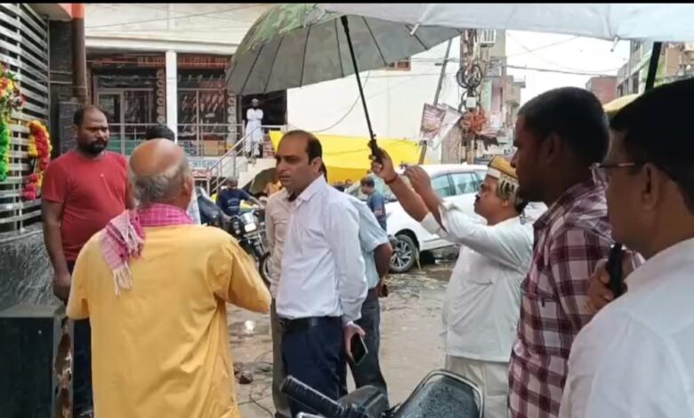 Pratapgarh heavy rainfall: District Magistrate did a field inspection of the waterlogging in Pratapgarh
