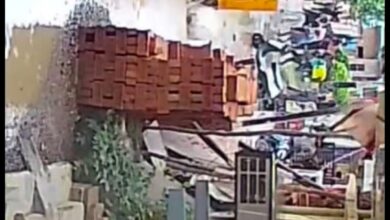 Prayagraj (Naini): Case filed against land mafia who came to demolish under-construction house, action taken after 36 hours
