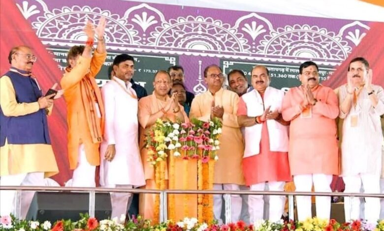 Kaushambhi news: Foundation stone laid for 19 development works in Kaushambi parliamentary constituency, MP Vinod Sonkar expressed gratitude