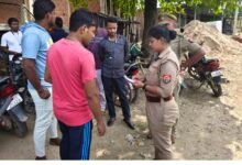 Souranv news: Anti Romeo team warned the miscreants, launched a campaign in front of schools and colleges