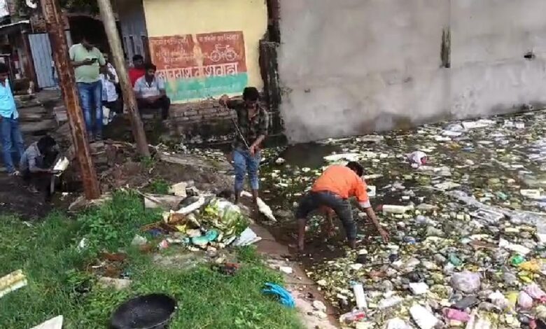 Sonbhadra news: The problem of water logging was resolved on the initiative of Sadar MLA and Municipal Council President