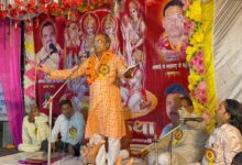 Pratapgarh news: Poetry seminar drenched in juice, poets spread words and flowers