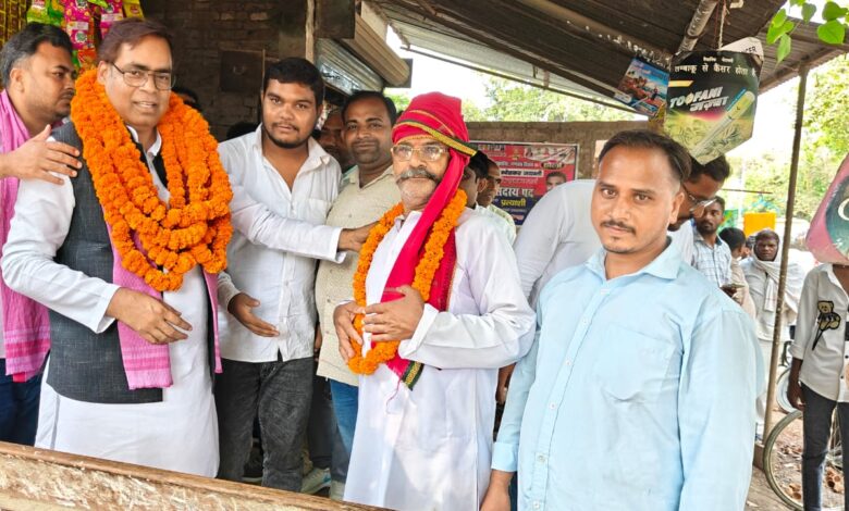 Pratapgarh news: Belha MLA Dr RK Verma receives a grand welcome