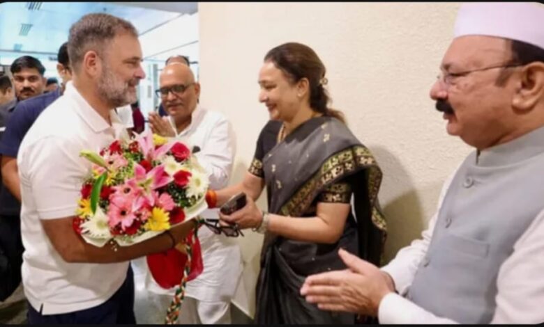 Raibareily news: CLP leader Aradhana Mishra Mona welcomed Rahul Gandhi, Congress leader arrived on Rae Bareli tour