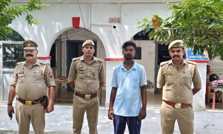 Pratapgarh news: Inter-district gangster Baghrai in the clutches of police, 25,000 bounty criminal arrested