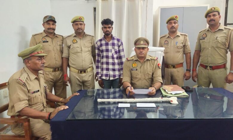 Sonbhadra news: Husband who became an obstacle in marrying his girlfriend was murdered by his lover, police arrested the accused