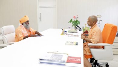 Peelibheet: MLA Swami Prakasthanand met the Chief Minister, demanded to open a college in Barkheda and compensation for farmers