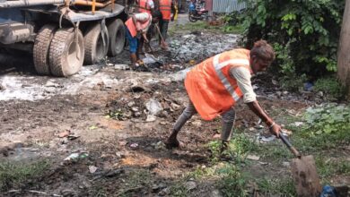 Sonbhadra news: Cleaning work disrupted due to vehicles parked in open spaces, EO issued strict instructions
