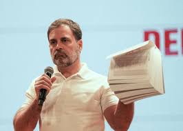 Rahul Gandhi's revelation on 'Vote Chori': Rahul Gandhi launches a major attack on the Election Commission, alleging irregularities in the voter list.