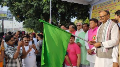 Attack on Rahul Gandhi and Akhilesh Yadav: Brajesh Pathak participated in the Seva Pakhwada program in Bareilly