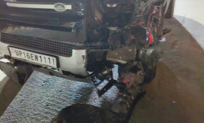 Noida accident: Drunken builder's Defender wreaks havoc, six vehicles shattered