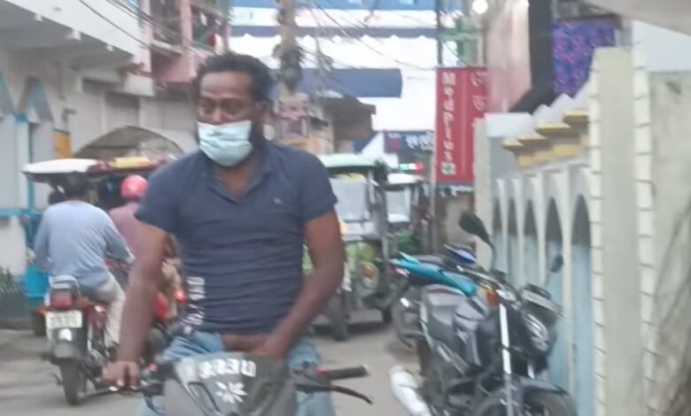 West Bengal: Obscene acts with young women in Burdwan, police activated after video goes viral
