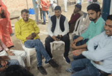 Pratapgarh news: Vinod Verma 'Monu Bhai', under the direction of MLA R.K. Verma, paid tribute in Prayagraj.