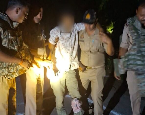 Prayagraj news: One accused arrested in Shivkuti police station encounter, illegal weapons and chain recovered