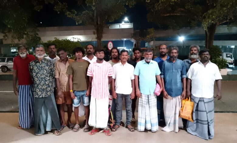 New Delhi: 15 Indian fishermen imprisoned in Sri Lanka return home