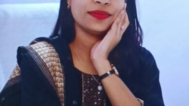Pratapgarh: Before Diwali, EO Richa Yadav conducted a surprise inspection of the city's cleanliness, lighting and drinking water arrangements.