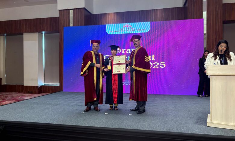 Sonbhadra news: Dr. Nahid Akhtar received a doctorate for his special contribution in the field of education.