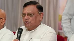 Grand alliance in Bihar: Congress loses its cool in Bihar, leaders missing from manifesto stage