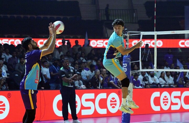 PVL 2025: Ahmedabad Defenders make a strong comeback, defeating Delhi Hurricanes in five sets