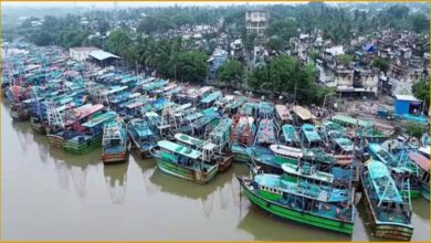 Cyclone Ditwah, दित्वाह तूफ़ान, सेन्यार चक्रवात, श्रीलंका बाढ़, दक्षिणपूर्व एशिया तूफ़ान, इंडोनेशिया सुमात्रा बाढ़, थाईलैंड बाढ़ मौतें, मलेशिया बाढ़ राहत, वियतनाम बाढ़ अपडेट, भारत मानवीय सहायता, ऑपरेशन सागर बंधु, आईएनएस विक्रांत राहत, आईएनएस उदयगिरी, भारी बारिश चेतावनी, बंगाल की खाड़ी लो प्रेशर, तमिलनाडु भारी बारिश, आंध्र प्रदेश मौसम अलर्ट