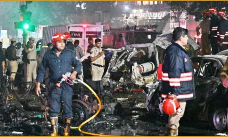 लाल किला विस्फोट 2025, Delhi Red Fort blast, Lal Qila explosion, Delhi car blast, Red Fort news today, Delhi blast victims, LNJP hospital patients, PM Modi visit Red Fort blast, Delhi terror attack 2025, blast near Red Fort