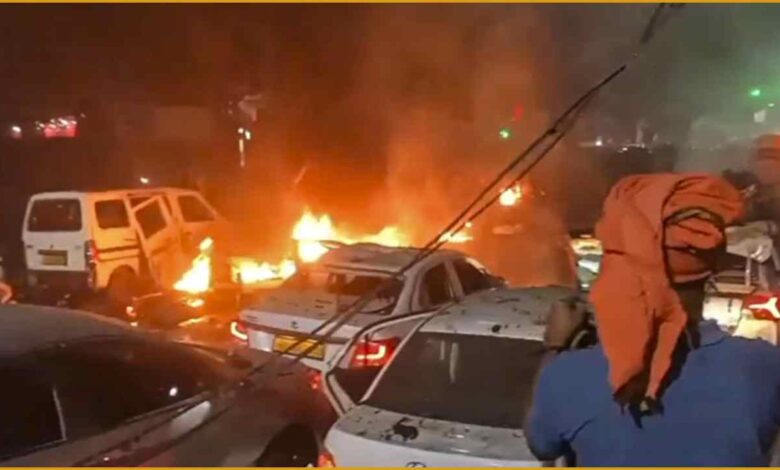 Delhi Red Fort Blast, लाल किला धमाका, Delhi blast investigation, Mumbai suspects detained, तीन संदिग्ध हिरासत, Red Fort blast news, Delhi i20 car explosion, Al Falah University probe, आतंकी मॉड्यूल जांच, Delhi metro station blast, Mobile app terror link, Maharashtra terror links, Delhi blast latest updates, NIA investigation Delhi blast, Red Fort car blast, दिल्ली विस्फोट जाँच, Terror network India, White collar terror network