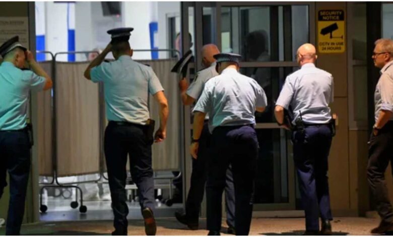 Bondi Beach shooting, Sydney mass shooting, Navid Akram, Australia terror attack, Bondi Beach news Hindi, Sydney firing, NSW Police, ASIO