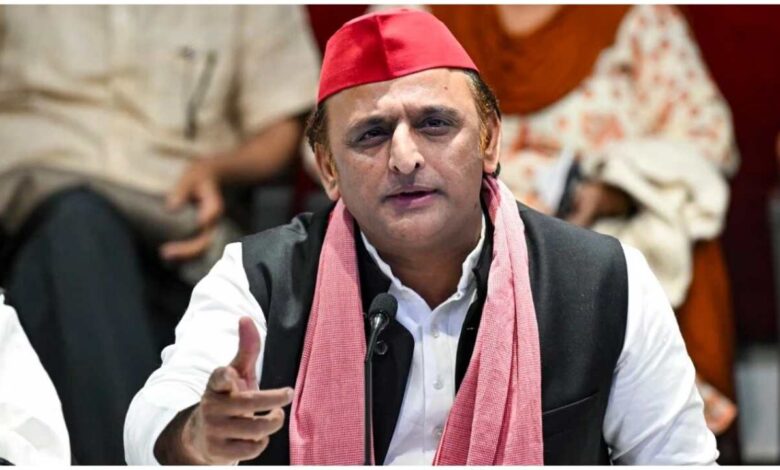 अखिलेश यादव, समाजवादी पार्टी, यूपी चुनाव 2027, गरीब महिलाओं को 40 हजार, समाजवादी पेंशन, यूपी राजनीति, अखिलेश बड़ा वादा, BJP vs SP, चुनावी घोषणा, लखनऊ खबर