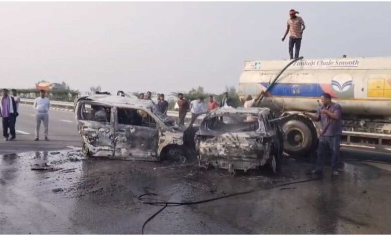 Barabanki accident news, Purvanchal Expressway accident, Barabanki car collision, UP road accident today, brezza WagonR crash, Barabanki breaking news, पूर्वांचल एक्सप्रेसवे हादसा, बाराबंकी हादसा पाँच मौत, Uttar Pradesh accident news