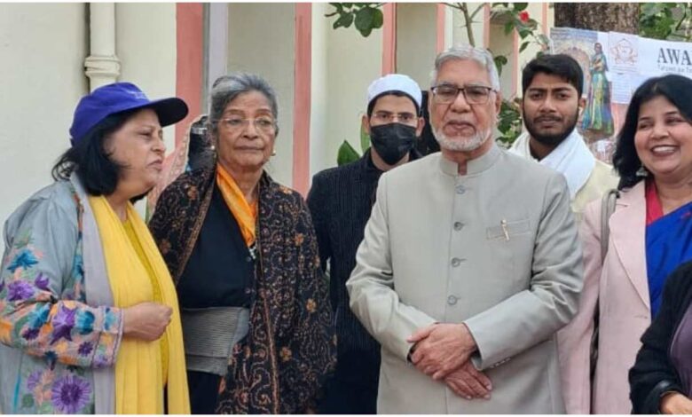 Lucknow News, ज़ायका और ज़ुबान, लखनऊ साहित्य उत्सव, मुशायरा लखनऊ, हिंदी उर्दू कविता, सांस्कृतिक कार्यक्रम लखनऊ, बैतबाज़ी प्रतियोगिता, कथा रंग, ओपन माइक कविता, ओसामा तलहा सोसाइटी