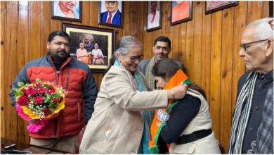 मेनका सोनी, रेडमंड सिटी काउंसिल, भारतीय-अमेरिकी महिला नेता, लखनऊ महापौर, सुषमा खर्कवाल, प्रवासी भारतीय सफलता, भारतीय महिलाएं वैश्विक नेतृत्व, Lucknow News