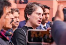 प्रियंका गांधी वाड्रा, श्रीनिवासन निधन, मलयालम सिनेमा, श्रीनिवासन अभिनेता, केरल फिल्म जगत, पिनाराई विजयन श्रद्धांजलि, मलयालम फिल्म समाचार