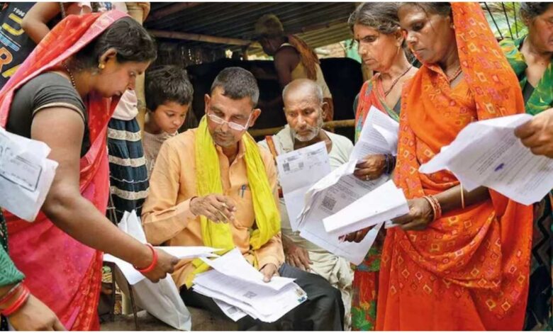 SIR प्रक्रिया विवाद, मतदाता सूची सत्यापन, चुनाव आयोग, सुप्रीम कोर्ट, विपक्ष विरोध, लोकतंत्र पारदर्शिता, वोटर लिस्ट रिवीजन