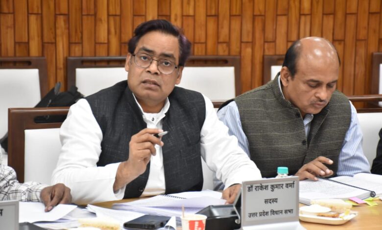 Pratapgarh news: Maa Vindhyavasini Darshan Yatra begins, Dr. Ashutosh Tripathi flags off