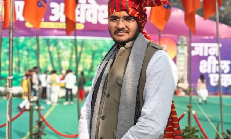 Pratapgarh: Adarsh ​​Pandey becomes ABVP's Pharmavision state co-convenor