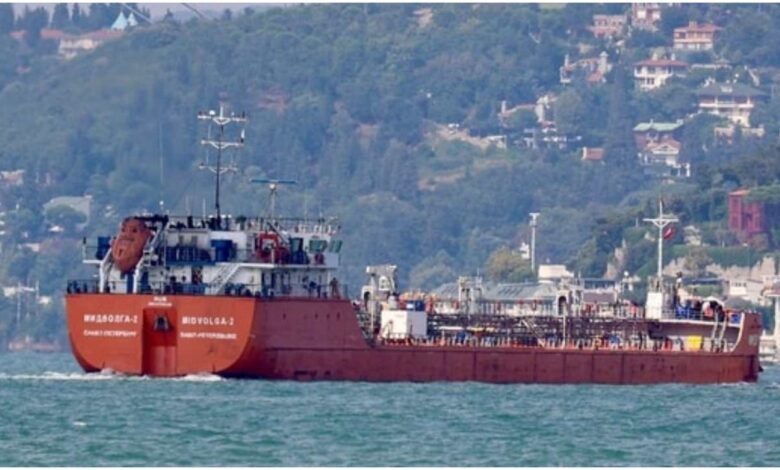 अमेरिका रूस तनाव, रूसी तेल टैंकर ज़ब्त, वेनेजुएला प्रतिबंध, US Coast Guard ऑपरेशन, Russian submarine, Maduro news, Oil tanker seizure, US Venezuela sanctions