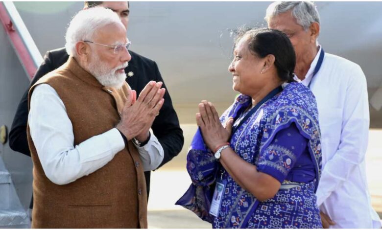 पीएम मोदी सोमनाथ दौरा, सोमनाथ मंदिर ट्रस्ट बैठक, सोमनाथ स्वाभिमान पर्व, नरेंद्र मोदी गुजरात, सोमनाथ ड्रोन शो, ओम मंत्र जाप, पीएम मोदी कार्यक्रम