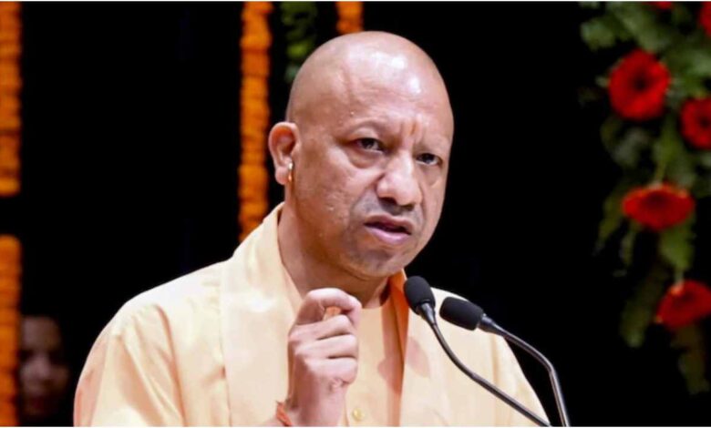 CM Yogi Adityanath, UP Scholarship Distribution, Lucknow Scholarship News, Indira Gandhi Pratishthan, UP Government Education Scheme, Backward Class Welfare, Social Welfare Department UP, Minority Welfare UP, UP Students Scholarship, Yogi Adityanath News, UP Education News