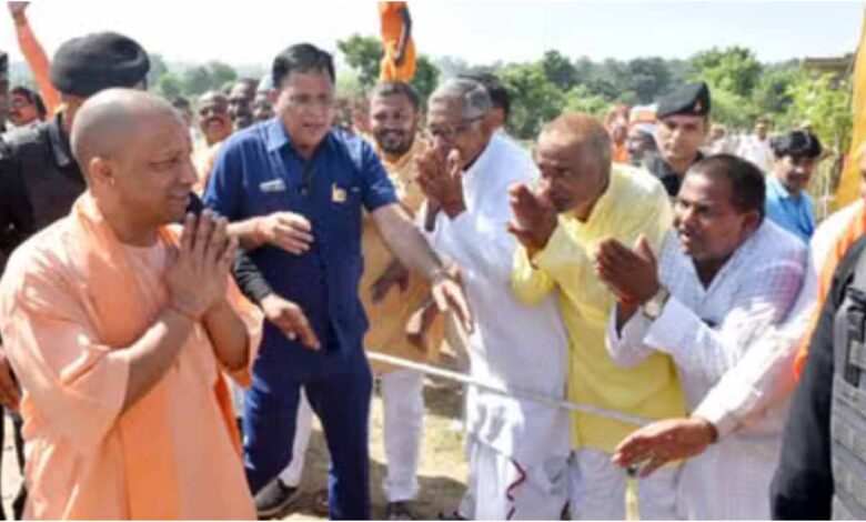 CM Yogi welfare schemes, Musahar community UP, Vantangiya community development, Buksa tribe livelihood, Bawaria community welfare, Rural economy Uttar Pradesh, Self help groups UP, UP government tribal welfare, CM Yogi inclusive development, Marginalized communities UP